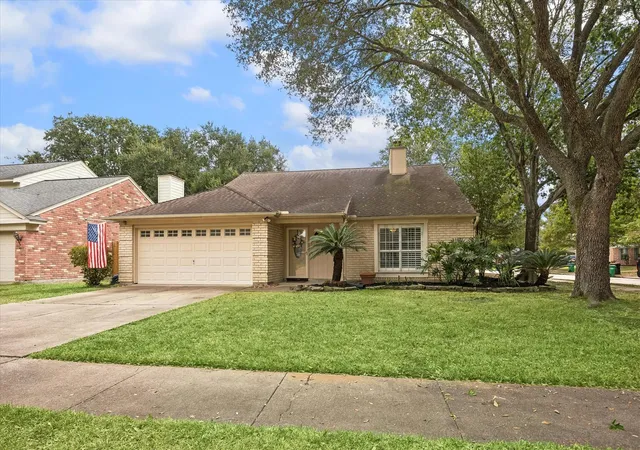 Photo 2 of Single family home for sale at 1527 Park Birch Ln, Katy, TX 77450 | MLS# 46924667 | Listing updated on 2026-09-17