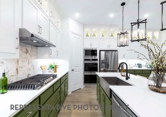 Photo 4 of Townhouse for sale at 125 Cypress Pond Pl, Montgomery, TX 77316 | MLS# 50016001 | Listing updated on 2026-09-05