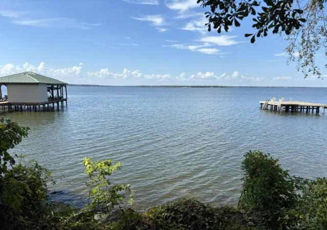 Photo 1 of Sale Pending at 20878 Bay Shore Dr, Flint, TX 75762 | MLS# 11903609 | Listing updated on 2026-10-02