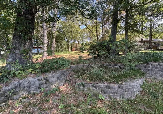 Photo 3 of Sale Pending at 20878 Bay Shore Dr, Flint, TX 75762 | MLS# 11903609 | Listing updated on 2026-10-02