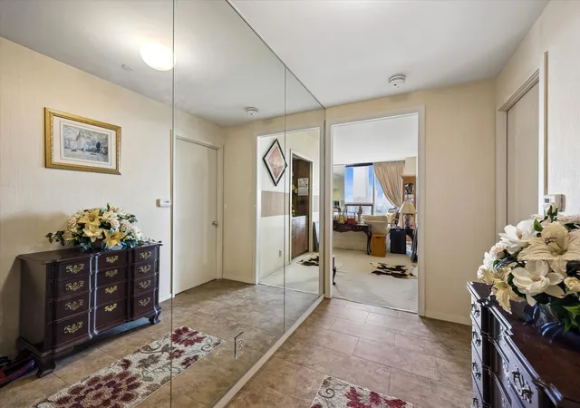 Photo 1 of Condo for sale at 5110 San Felipe St W #111W, Houston, TX 77056 | MLS# 59685313 | Listing updated on 2026-10-02