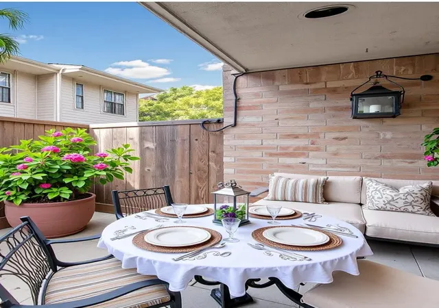 Photo 1 of Condo for sale at 14600 Fonmeadow Dr #1000, Houston, TX 77035 | MLS# 21061024 | Listing updated on 2026-09-15