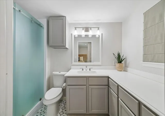Photo 3 of Single family home for sale at 2622 Parana Dr, Houston, TX 77080 | MLS# 16349390 | Listing updated on 2026-09-12