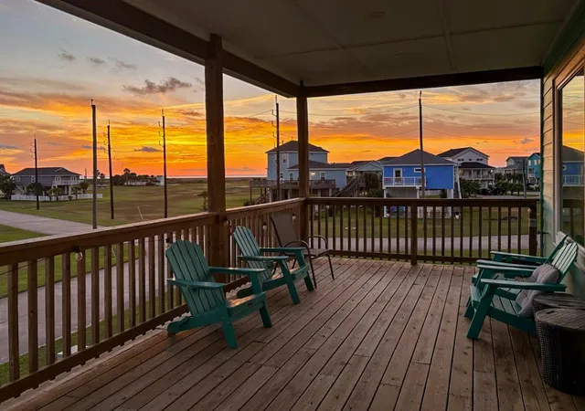 Photo 2 of Single family home for sale at 25011 Sausalito Dr, Galveston, TX 77554 | MLS# 62499374 | Listing updated on 2026-09-11