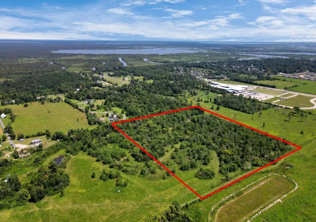 Photo 2 of Land for sale at 253 Ford Ln, Baytown, TX 77523 | MLS# 51238559 | Listing updated on 2026-09-12