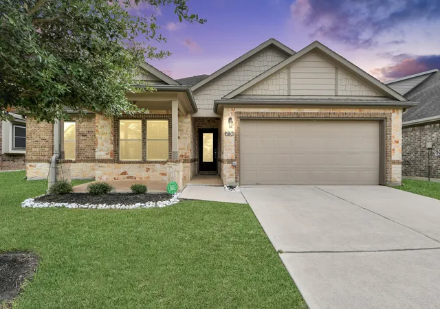 Photo 1 of Single family home for sale at 731 Rim Water Dr, Alvin, TX 77511 | MLS# 2983544 | Listing updated on 2026-09-17