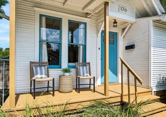 Photo 3 of Single family home for sale at 1016 Louise St, Houston, TX 77009 | MLS# 81711781 | Listing updated on 2026-09-24