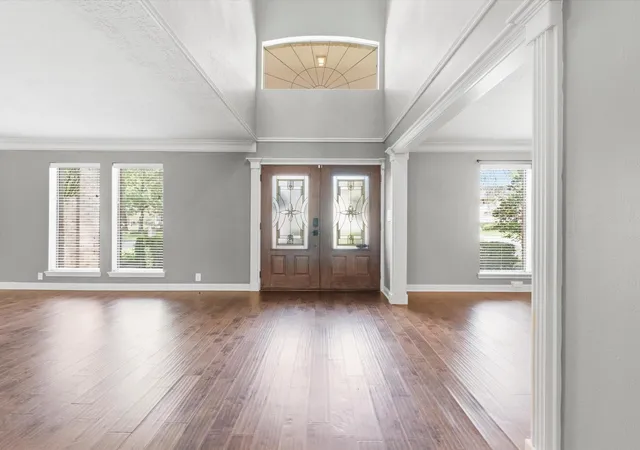 Photo 3 of Single family home for sale at 18310 Lake Oaks Dr, Spring, TX 77388 | MLS# 30228982 | Listing updated on 2026-09-05