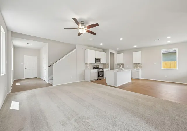 Photo 3 of Single family home for sale at 400 Hickory Hills Dr, Pattison, TX 77423 | MLS# 65745753 | Listing updated on 2026-09-23