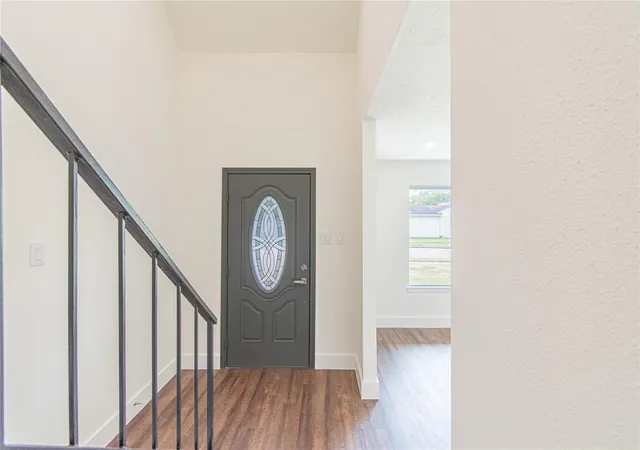 Photo 3 of Sale Pending at 13130 Kingsmill Dr, Sugar Land, TX 77478 | MLS# 25459404 | Listing updated on 2026-10-04