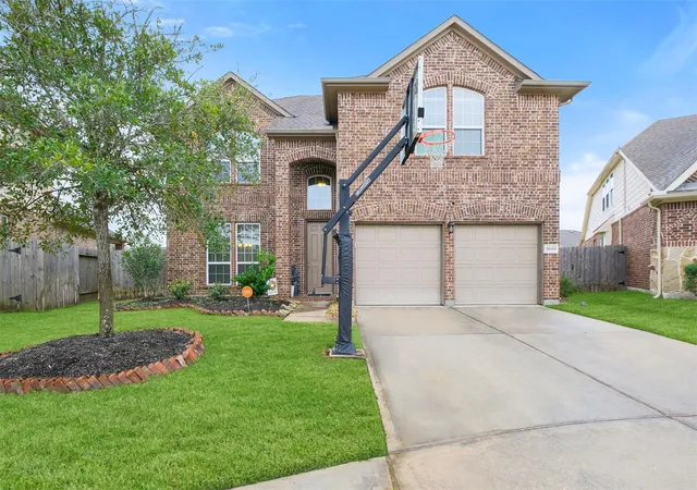 Photo 1 of Single family home for sale at 18319 Bridle Meadow Ln, Tomball, TX 77377 | MLS# 23469901 | Listing updated on 2026-09-24