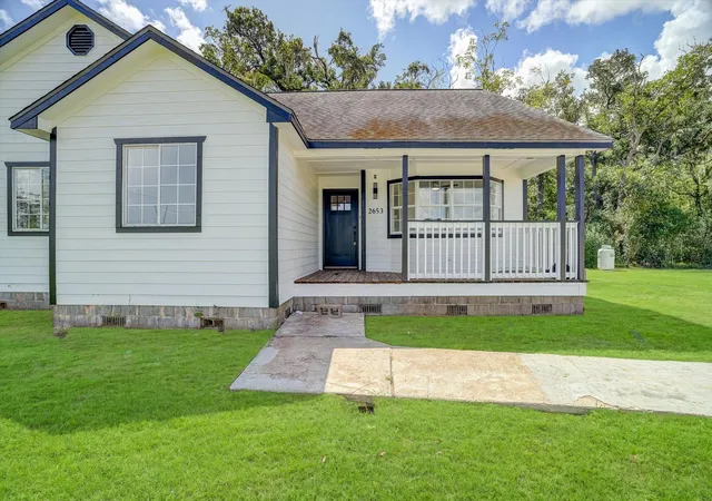 Photo 3 of Single family home for sale at 2653 County Rd 520, Brazoria, TX 77422 | MLS# 13032975 | Listing updated on 2026-09-18