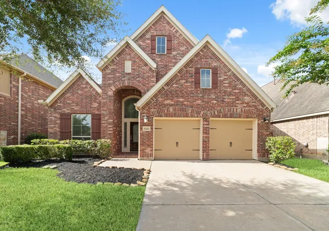 Photo 2 of Single family home for sale at 17623 Barrowfield Ln, Richmond, TX 77407 | MLS# 44623261 | Listing updated on 2026-09-20