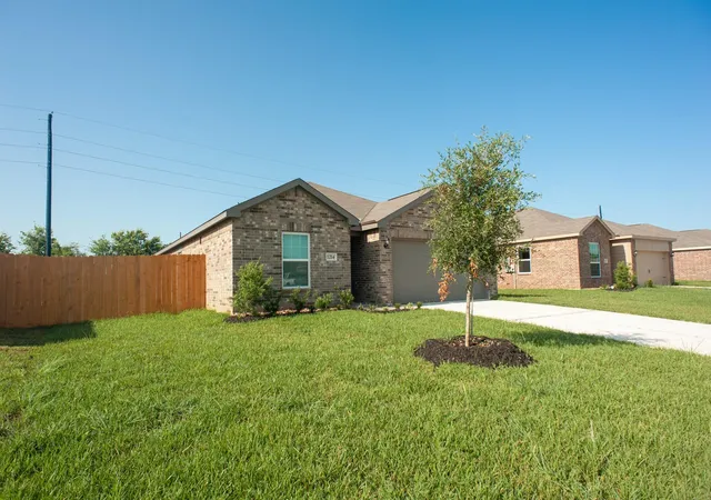 Photo 3 of Single family home for sale at 1214 Paradise Found Dr, Rosharon, TX 77583 | MLS# 63956106 | Listing updated on 2026-09-24