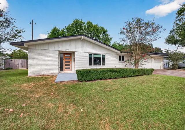 Photo 3 of Single family home for sale at 9906 Cliffwood Dr, Houston, TX 77096 | MLS# 54584435 | Listing updated on 2026-10-05