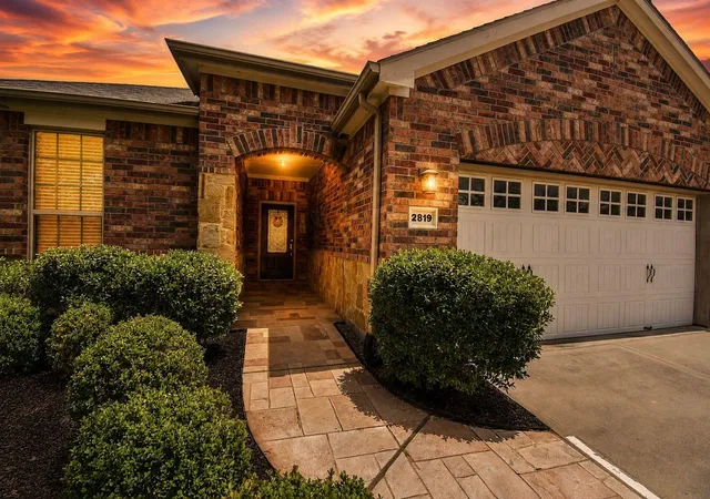 Photo 3 of Single family home for sale at 2819 Button Bush Dr, Richmond, TX 77469 | MLS# 13749402 | Listing updated on 2026-10-03