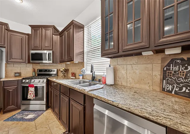 Photo 1 of Single family home for sale at 21514 Ivory Gate Ln, Katy, TX 77449 | MLS# 97780077 | Listing updated on 2026-09-24