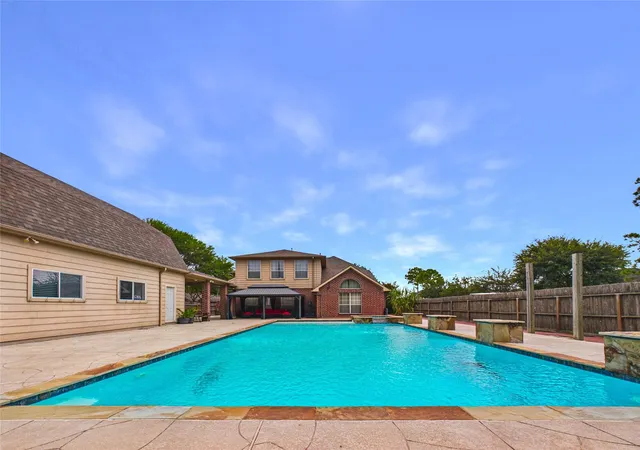 Photo 3 of Single family home for sale at 3604 Briscoe, Pearland, TX 77584 | MLS# 39402597 | Listing updated on 2026-09-12