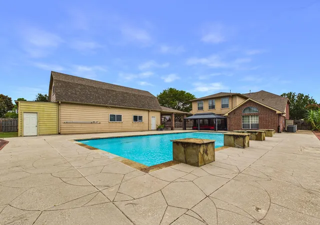 Photo 4 of Single family home for sale at 3604 Briscoe, Pearland, TX 77584 | MLS# 39402597 | Listing updated on 2026-09-12