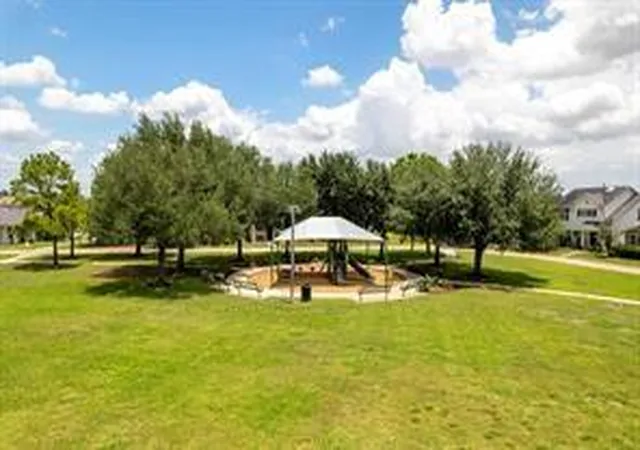 Photo 3 of Sale Pending at 403 Remington Ridge Dr, Houston, TX 77073 | MLS# 30881022 | Listing updated on 2026-09-09