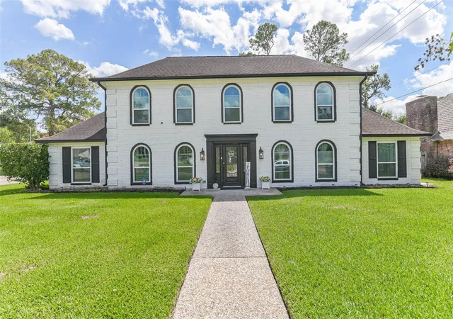 Single family home for sale at 5303 Dana Leigh Dr, Houston, TX 77066 | MLS# 80746406