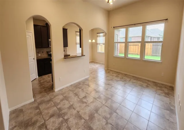 Photo 3 of Sale Pending at 335 American Black Bear Dr, Crosby, TX 77532 | MLS# 60800283 | Listing updated on 2026-10-06