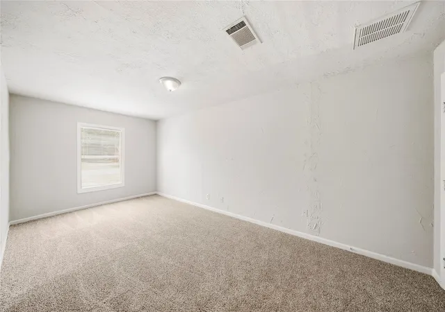 Photo 2 of Single family home for sale at 5417 Kenilwood Dr, Houston, TX 77033 | MLS# 84151803 | Listing updated on 2026-09-19