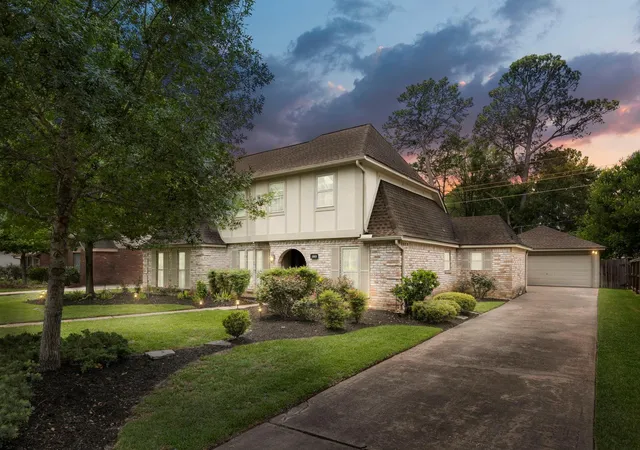 Single family home for sale at 15619 Pebble Bnd Dr, Houston, TX 77068 | MLS# 84236918