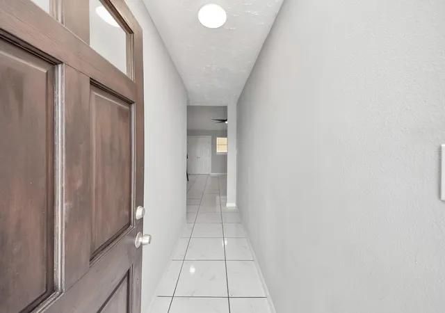 Photo 4 of Single family home for sale at 6301 Sioux Dr, Pasadena, TX 77503 | MLS# 8403898 | Listing updated on 2026-09-23