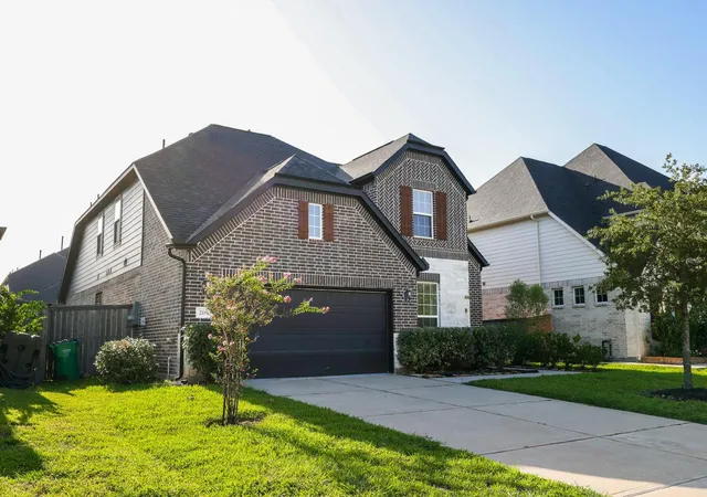 Photo 2 of Single family home for sale at 2119 Stargrass Dr, Katy, TX 77494 | MLS# 29673317 | Listing updated on 2026-09-11