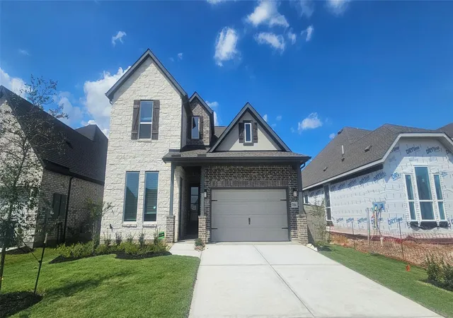 Photo 1 of Single family home for sale at 7014 Salt Dome Dr, League City, TX 77546 | MLS# 32098988 | Listing updated on 2026-09-27