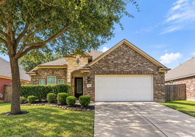 Photo 1 of Single family home for sale at 21554 Barrett Knls Dr, Richmond, TX 77406 | MLS# 72443295 | Listing updated on 2026-10-05