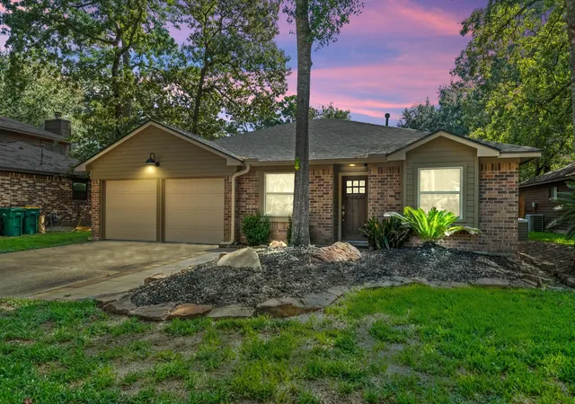 Photo 2 of Single family home for sale at 31 S Summer Star Ct, Spring, TX 77380 | MLS# 96453866 | Listing updated on 2026-09-12