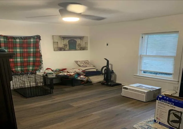Photo 4 of Single family home for sale at 423 3rd Street, Jasper, TX 75951 | MLS# 88243315 | Listing updated on 2026-09-11