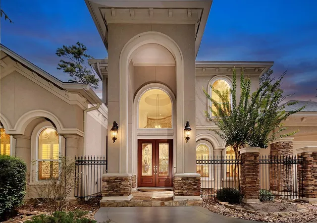 Photo 1 of Single family home for sale at 10 Snow Pond Pl, Spring, TX 77382 | MLS# 42436428 | Listing updated on 2026-09-25