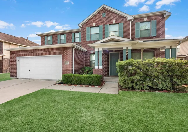Photo 1 of Single family home for sale at 2105 Orchard Frost Dr, Pearland, TX 77581 | MLS# 44303466 | Listing updated on 2026-09-22