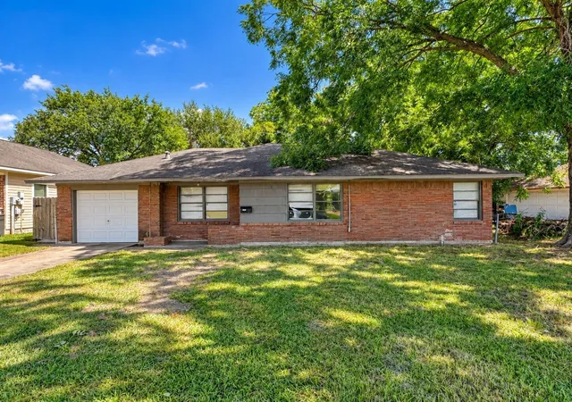Photo 1 of Sale Pending at 208 S Sparrow Way, Texas City, TX 77591 | MLS# 73507208 | Listing updated on 2026-09-23