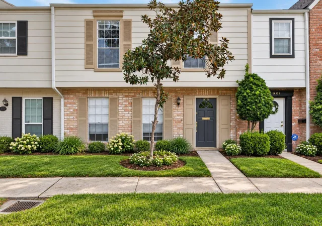 Photo 2 of Townhouse for sale at 14328 Misty Meadow Ln, Houston, TX 77079 | MLS# 66208256 | Listing updated on 2026-09-12