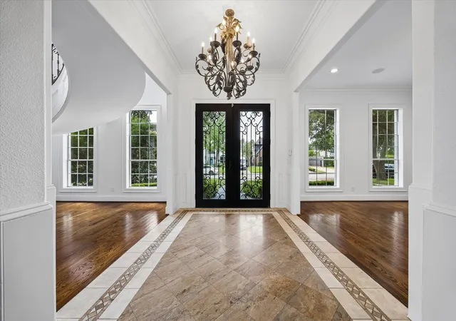 Photo 2 of Single family home for sale at 3618 Bellefontaine St, Houston, TX 77025 | MLS# 95160379 | Listing updated on 2026-09-13