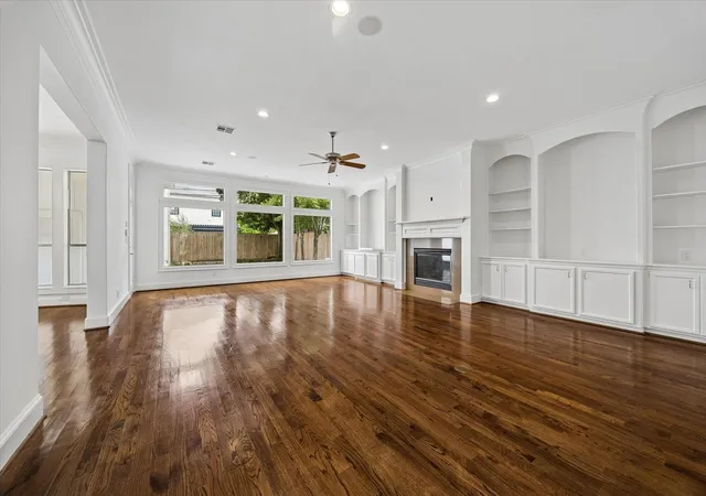 Photo 3 of Single family home for sale at 3618 Bellefontaine St, Houston, TX 77025 | MLS# 95160379 | Listing updated on 2026-09-13