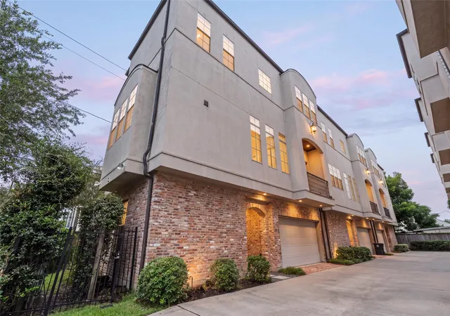 Photo 1 of Sale Pending at 4508 Jackson St, Houston, TX 77004 | MLS# 57150043 | Listing updated on 2026-10-09