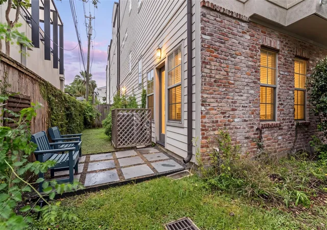 Photo 3 of Sale Pending at 4508 Jackson St, Houston, TX 77004 | MLS# 57150043 | Listing updated on 2026-10-09