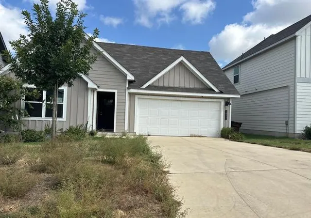 Photo 2 of Single family home for sale at 14111 Guadalupe Pass, San Antonio, TX 78253 | MLS# 15359009 | Listing updated on 2026-09-14