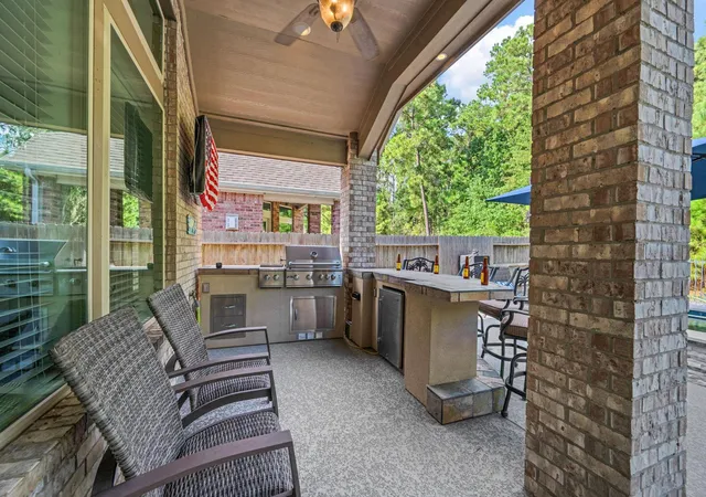Photo 3 of Single family home for sale at 15619 Tindary Meadow Ct, Houston, TX 77044 | MLS# 71920939 | Listing updated on 2026-09-16