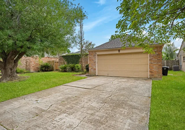 Photo 2 of Single family home for sale at 16715 Britford, Houston, TX 77084 | MLS# 59755122 | Listing updated on 2026-09-17
