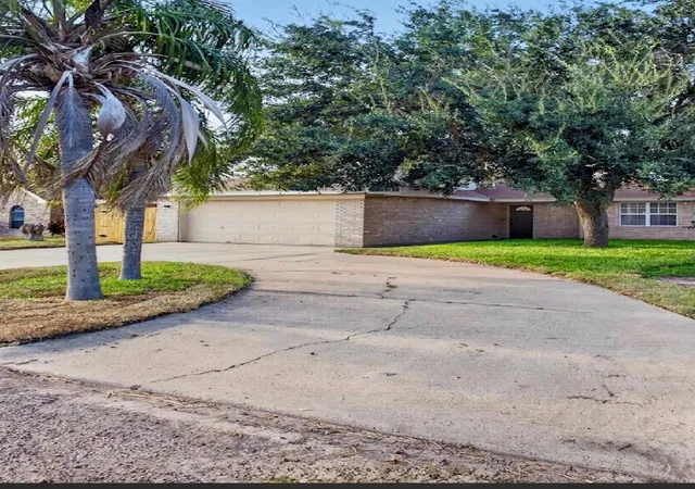 Photo 2 of Single family home for sale at 1213 11th Street, Mercedes, TX 78570 | MLS# 54524469 | Listing updated on 2026-09-08