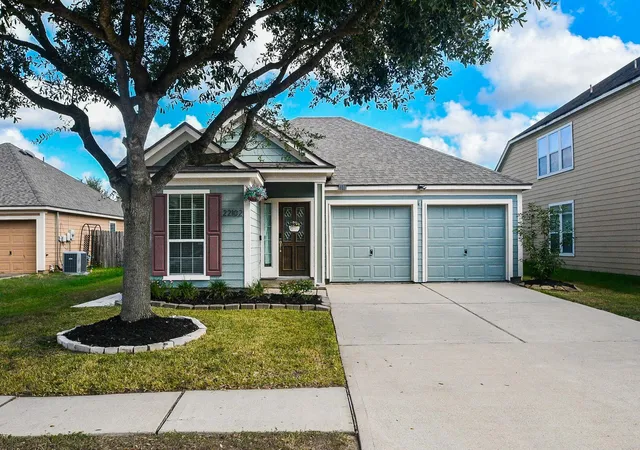 Photo 1 of Single family home for sale at 22102 Shortfin Mako Ct, Katy, TX 77449 | MLS# 48198078 | Listing updated on 2026-09-24