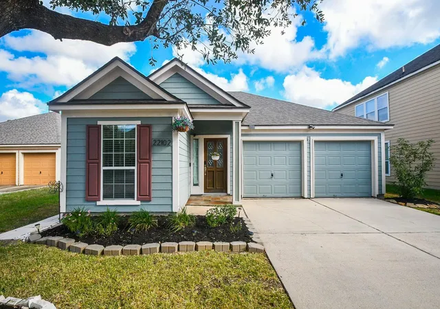Photo 2 of Single family home for sale at 22102 Shortfin Mako Ct, Katy, TX 77449 | MLS# 48198078 | Listing updated on 2026-09-24