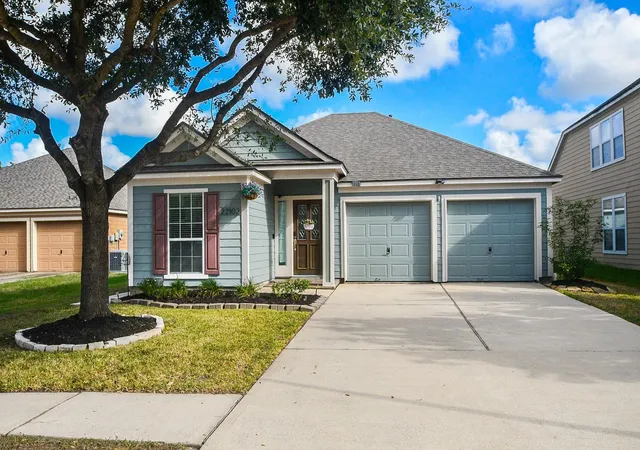 Photo 3 of Single family home for sale at 22102 Shortfin Mako Ct, Katy, TX 77449 | MLS# 48198078 | Listing updated on 2026-09-24