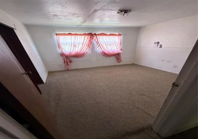 Photo 2 of Single family home for sale at 9422 Coffee St, Houston, TX 77033 | MLS# 55504114 | Listing updated on 2026-09-22